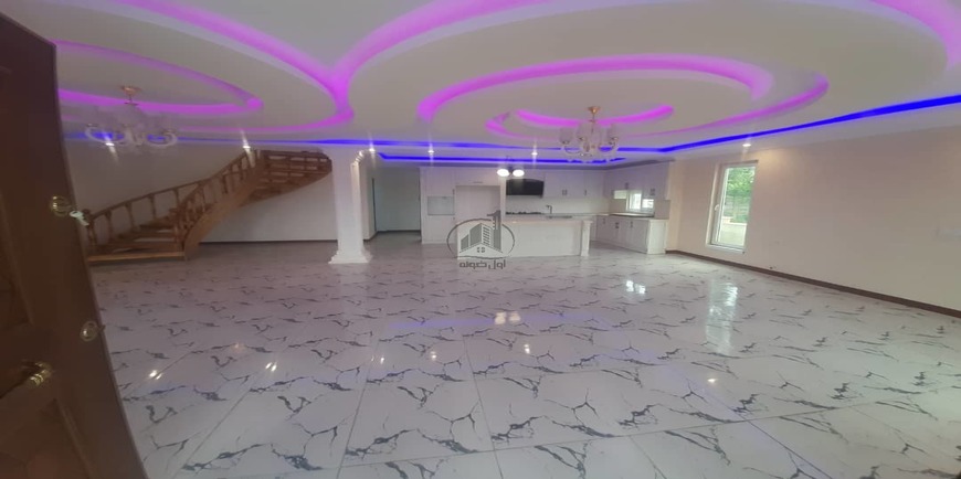خرید ویلا تریبلکس با حیاط بزرگ-7792