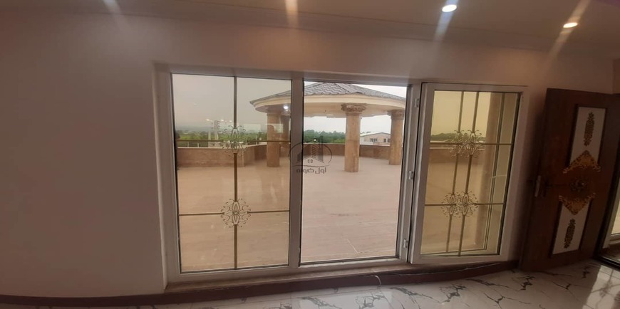 خرید ویلا تریبلکس با حیاط بزرگ-7793