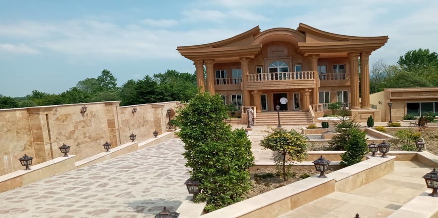 ویلا دوبلکس لاکچری با 1300 متر زمین