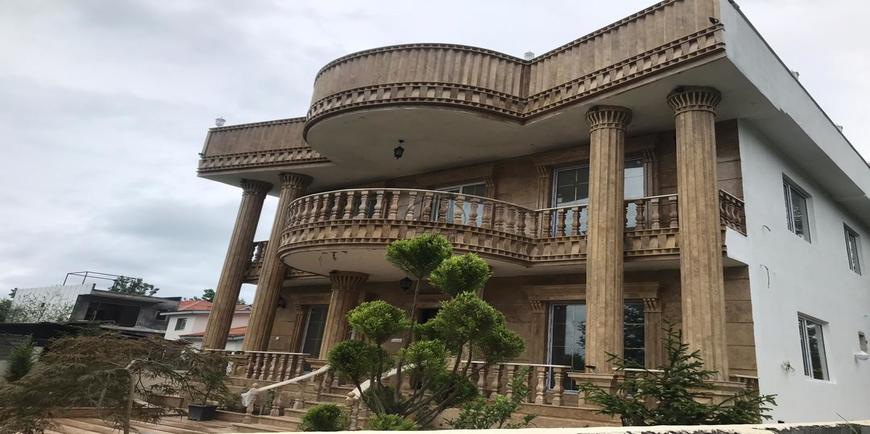 ویلا با نما رومی تمام سنگ در نوشهر