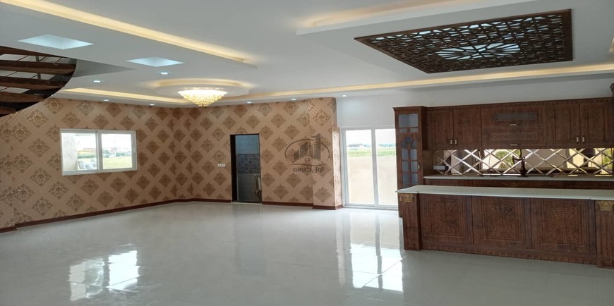 ویلا تریبلکس آجر نما با حیاط سازی شیک-10356