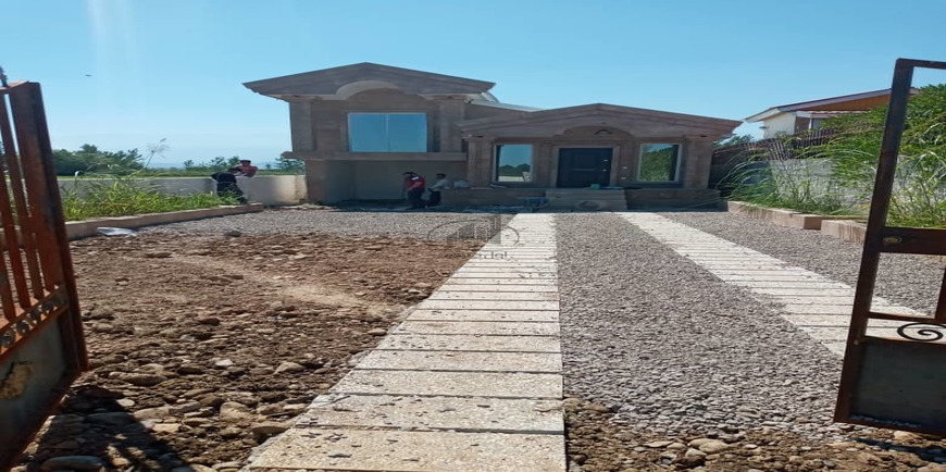 خرید ویلای نیم پیلوت حیاط دار-11651