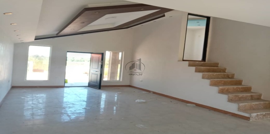 خرید ویلای نیم پیلوت حیاط دار-11652