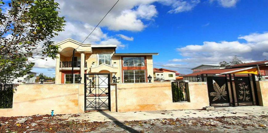 خرید ویلا دوبلکس لاکچری با سند تک برگ-12651