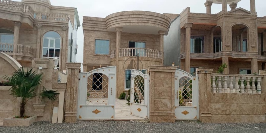 ویلا دوبلکس با موقعیت مکانی عالی