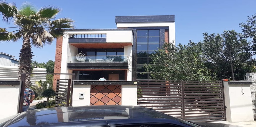 ویلا تریبلکس مدرن جنگلی