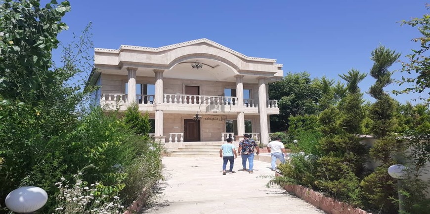 خرید ویلا دوبلکس استخردار