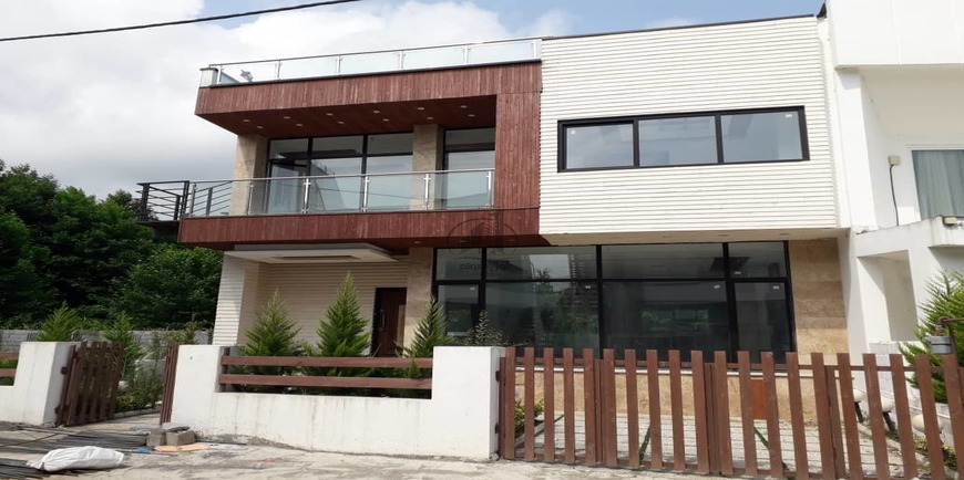 خرید ویلا مدرن جنگلی