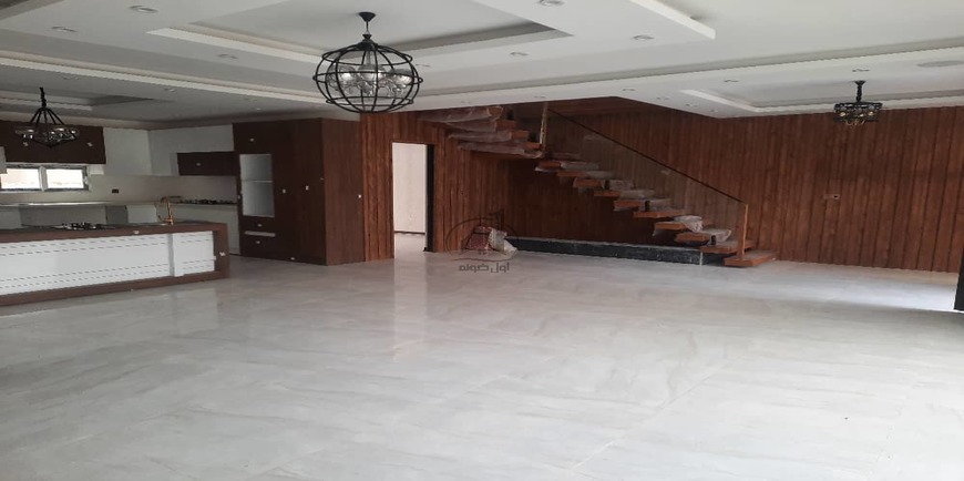 ویلا استخردار در شهرک دنج و آرام-26649