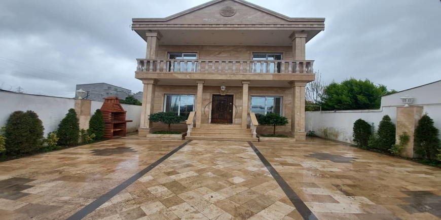 دوبلکس نما کلاسیک در چمستان