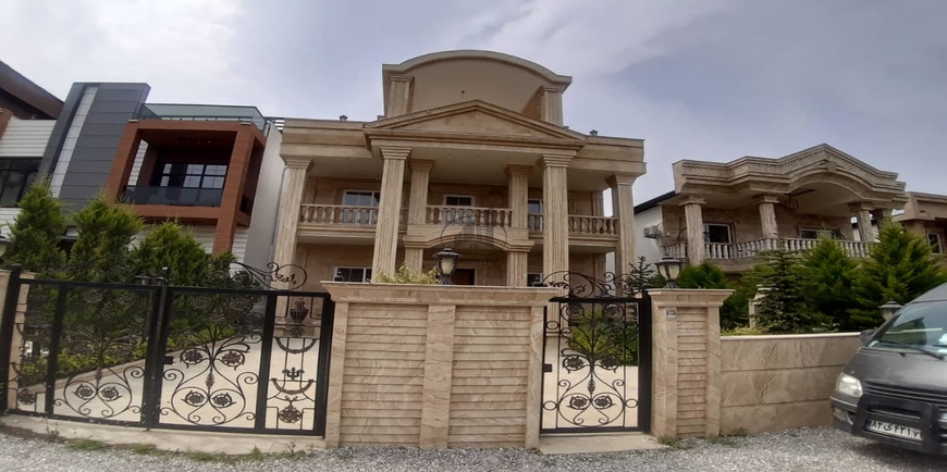 ویلا تریبلکس لاکچری در چمستان