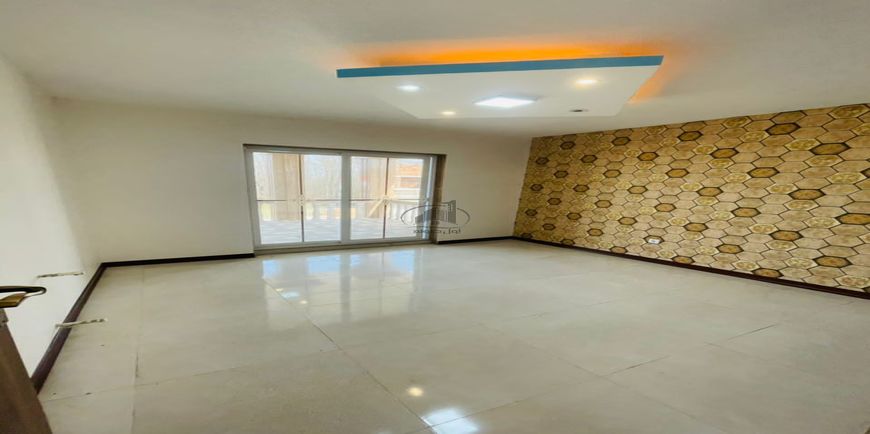 ویلا نما کلاسیک با استخر داخلی-27544