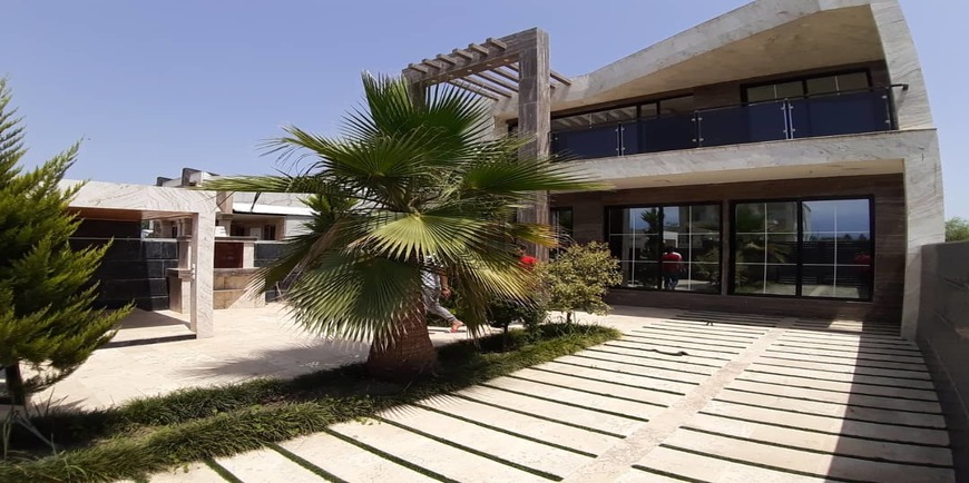 فروش ویلا چسبیده به جنگل چمستان-28597