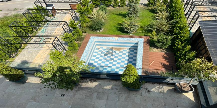ویلا مدرن با جکوزی در روف گاردن-29817