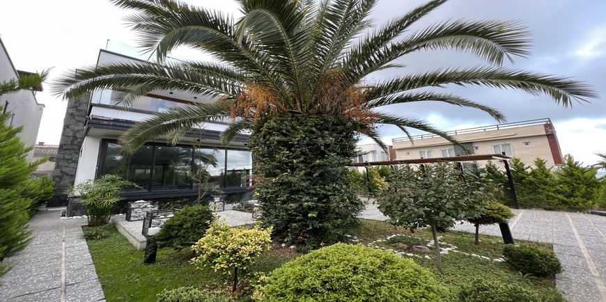 ویلای ساحلی مدرن (پلاک دوم ساحل)-32202