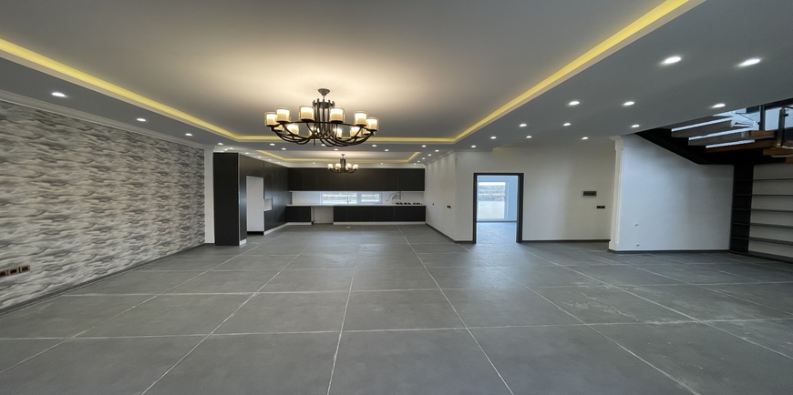 ویلا شهرکی نما انگلیسی نزدیک جنگل-33008