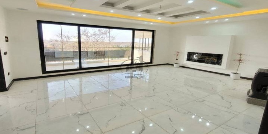 ویلا تریبلکس ۴ خواب، مجوز ساخت، بافت مسکونی-33746