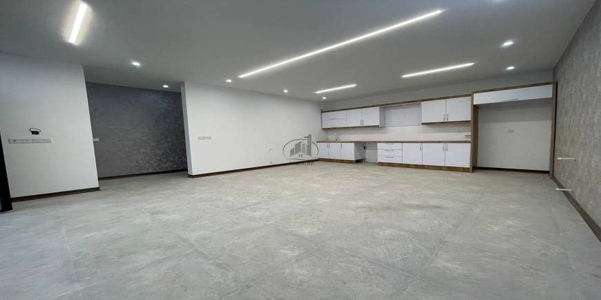 ویلا مدرن نما شیشه ای در جاده دریا-34451
