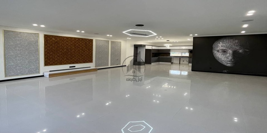 خرید ویلا مدرن استخردار و روف دار در سائیج محله