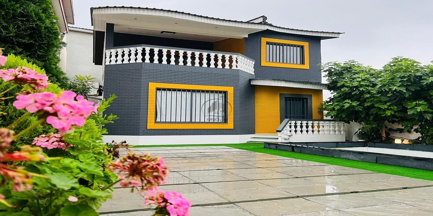 ویلا دوبلکس آجرنما استخردار