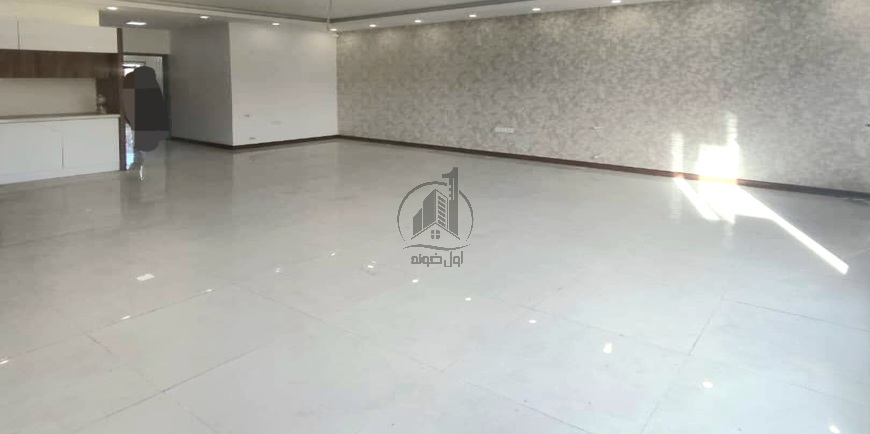 ویلا همکف حیاط دار شهرکی و قیمت مناسب