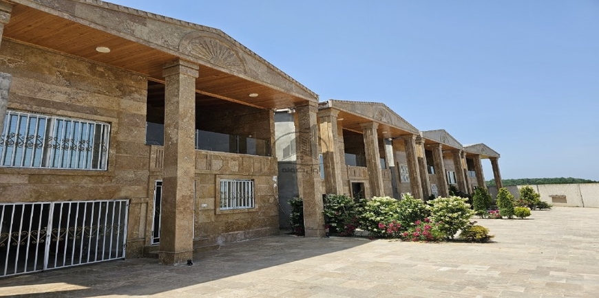ویلا دوبلکس با 170 متر بنا